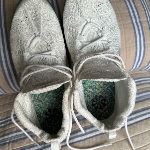 Nike White and Platinum VaporMax Athletic Shoes - Picture 6 of 12